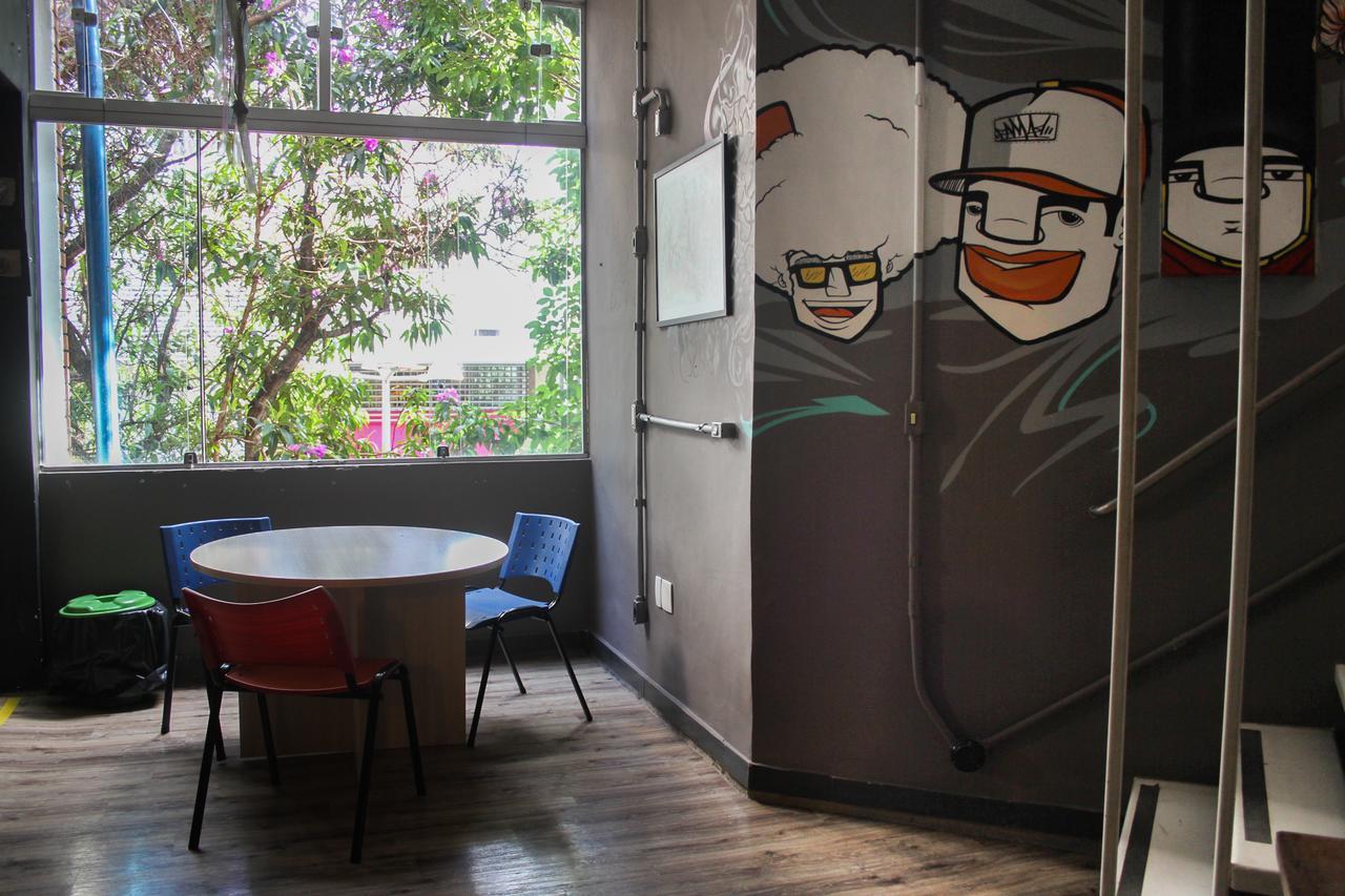 Hostel Savassi Бело Оризонти Екстериор снимка
